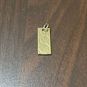 Victoria’s Secret pendant